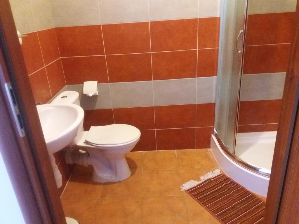 Hotel Restauracja Lorenzo Стопниця Екстер'єр фото